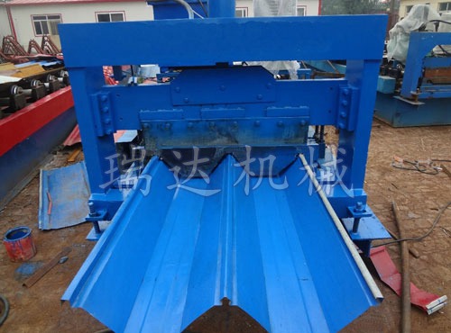 675型角馳壓瓦機(jī)